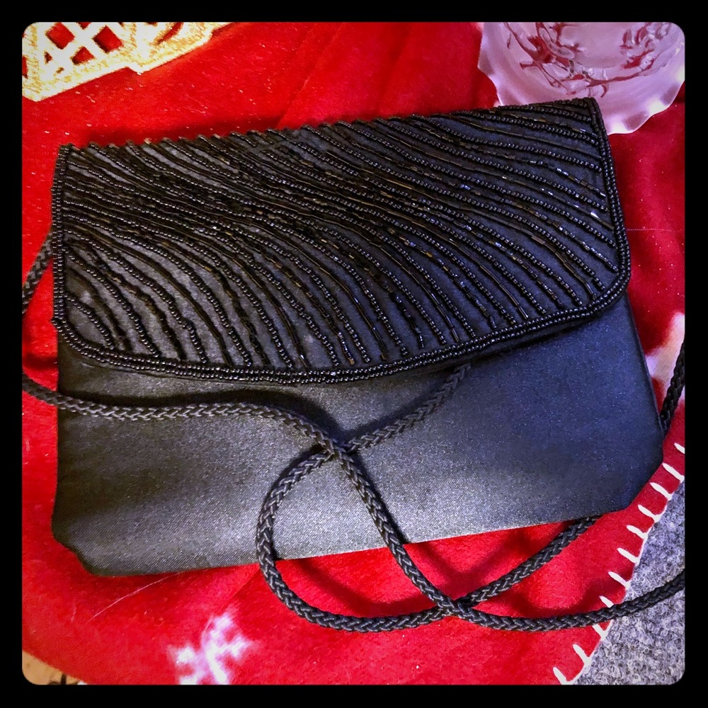 Classy little Handbag with shoulder strap